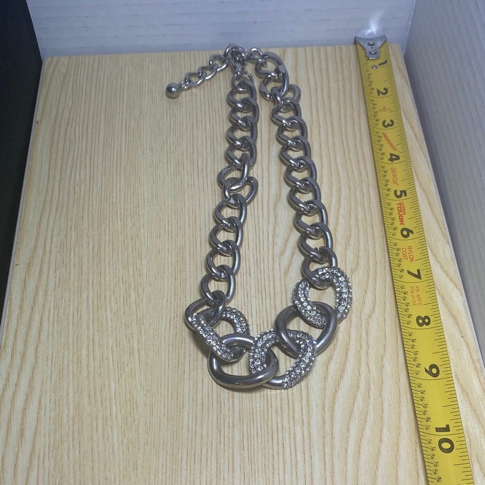 Elegant Heavy Silver Tone Clear Rhinestone Statement Chain Necklace - Picture 9 of 9